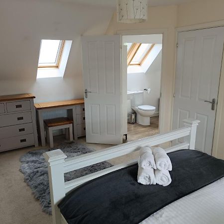 3 Bedroom Townhouse Near Bicester Village מראה חיצוני תמונה