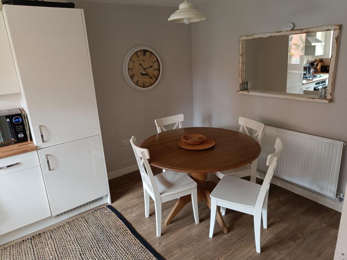 3 Bedroom Townhouse Near Bicester Village מראה חיצוני תמונה
