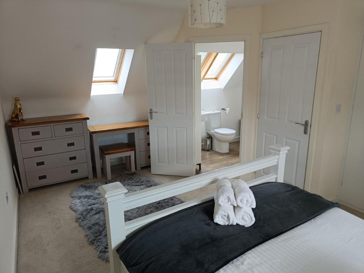 3 Bedroom Townhouse Near Bicester Village מראה חיצוני תמונה