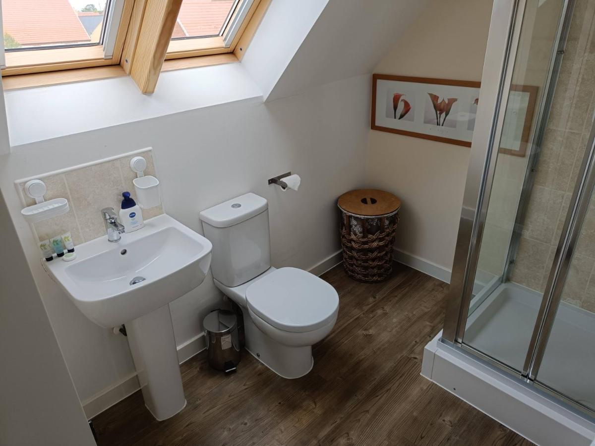 3 Bedroom Townhouse Near Bicester Village מראה חיצוני תמונה
