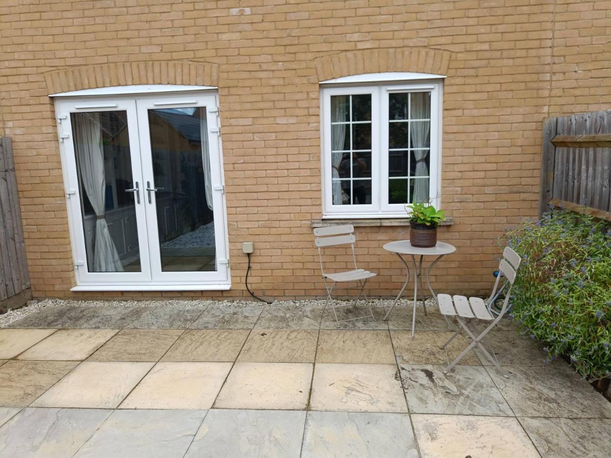 3 Bedroom Townhouse Near Bicester Village מראה חיצוני תמונה