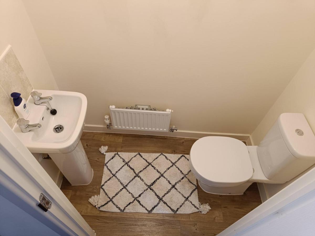 3 Bedroom Townhouse Near Bicester Village מראה חיצוני תמונה